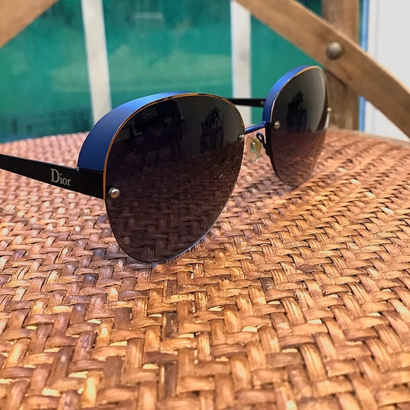 Dior Sunglasses - Picture 4 of 7